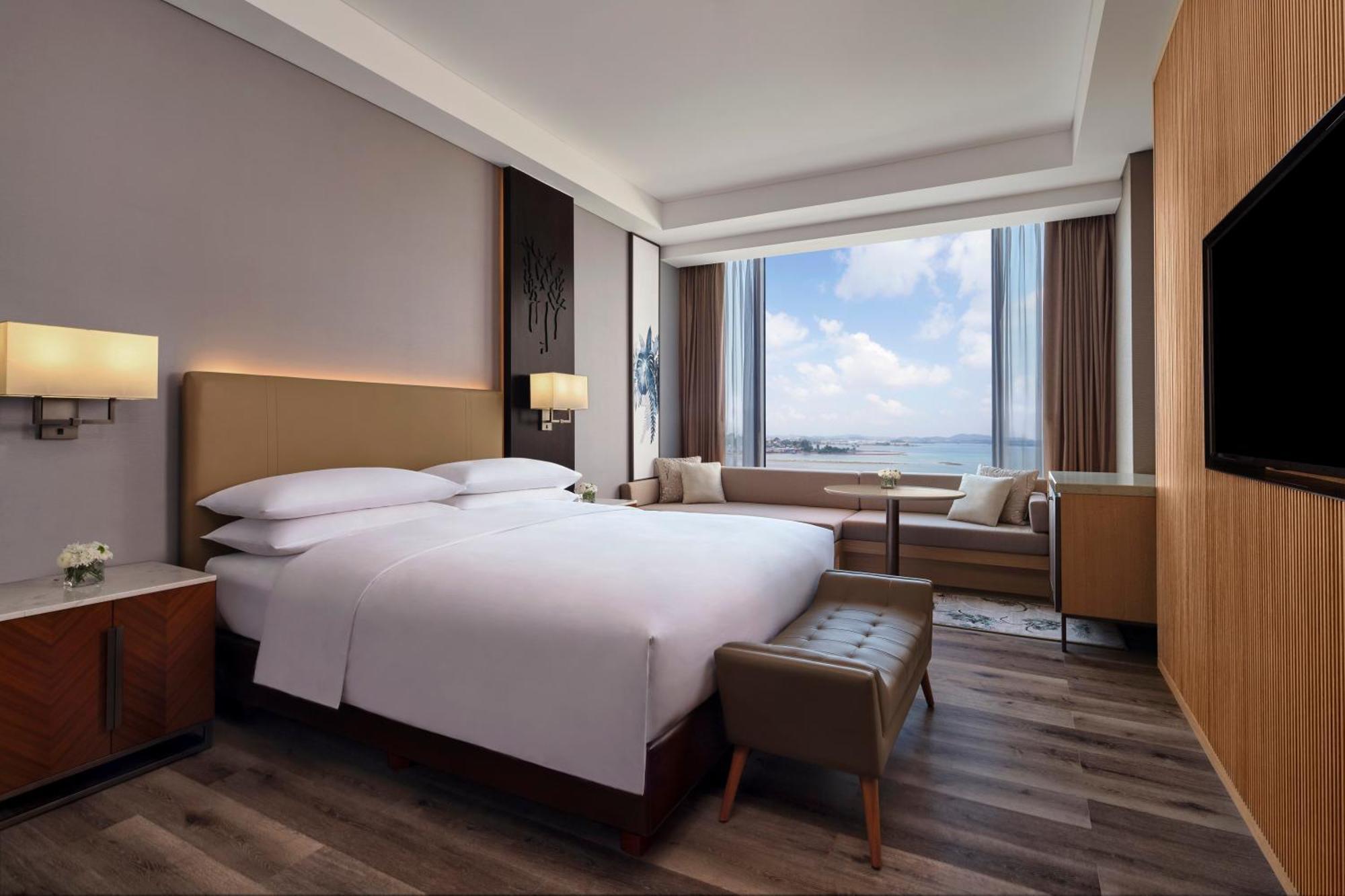 Batam Marriott Hotel Harbour Bay Нагоя Экстерьер фото